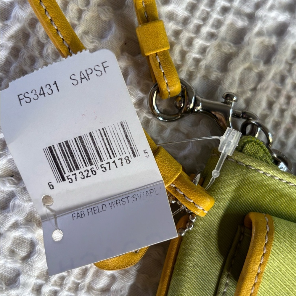 Vtg Coach Vtg Yellow Green Fab‎ Field Wristlet Statement Double Pocket Y2K Vibes - Picture 6 of 9